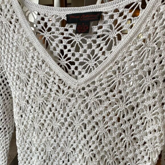 💼Beautiful Crocheted Sweater, Long Sleeve, V-neck - Picture 2 of 9